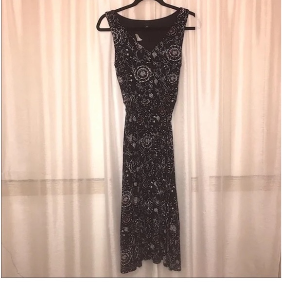 Ann Taylor NWOT Paisley Print Belted Jersey Midi Dress XS - Picture 2 of 6